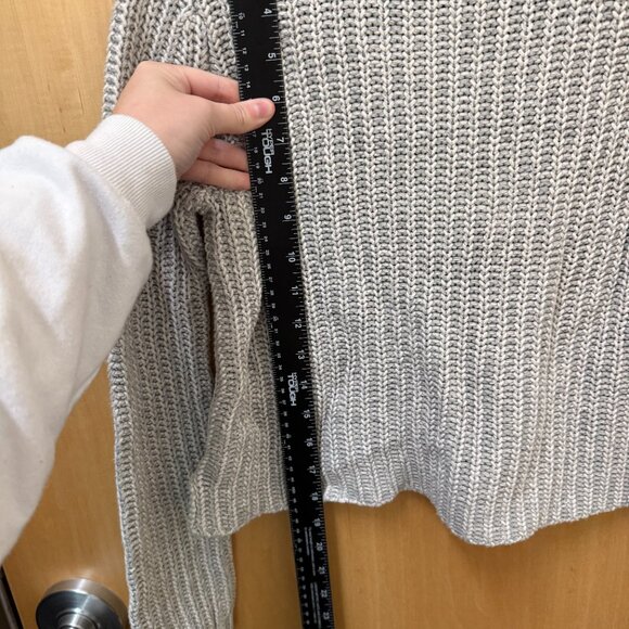 Aeropostale gray ribbed knit sweater cropped women’s medium - Picture 6 of 6